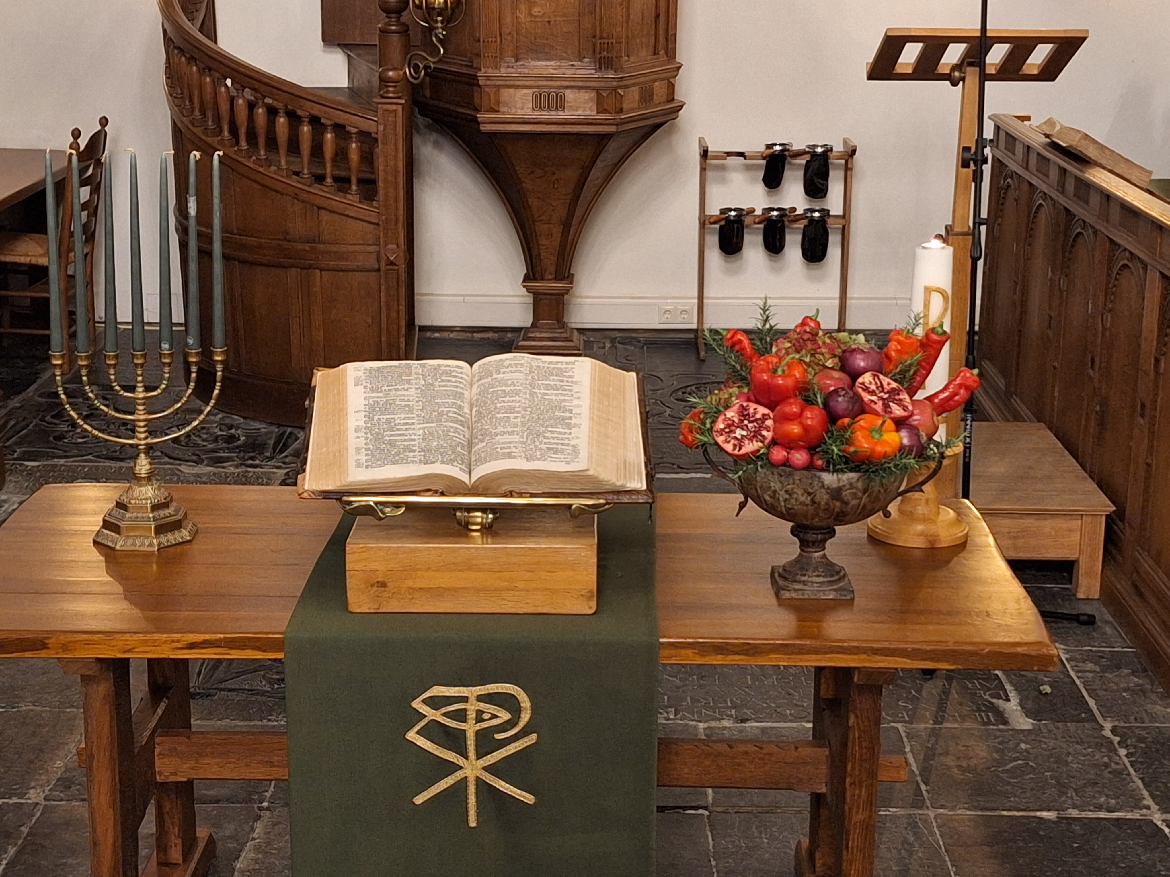 Liturgische tafel dankdag